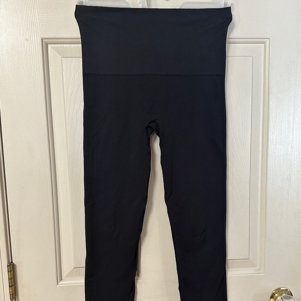 Spanx by Sara Blakely Seamless Compression Leggings - Black